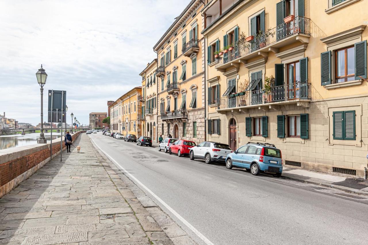Lungarno Elegant Apartment With Panoramic Balcony ピサ エクステリア 写真