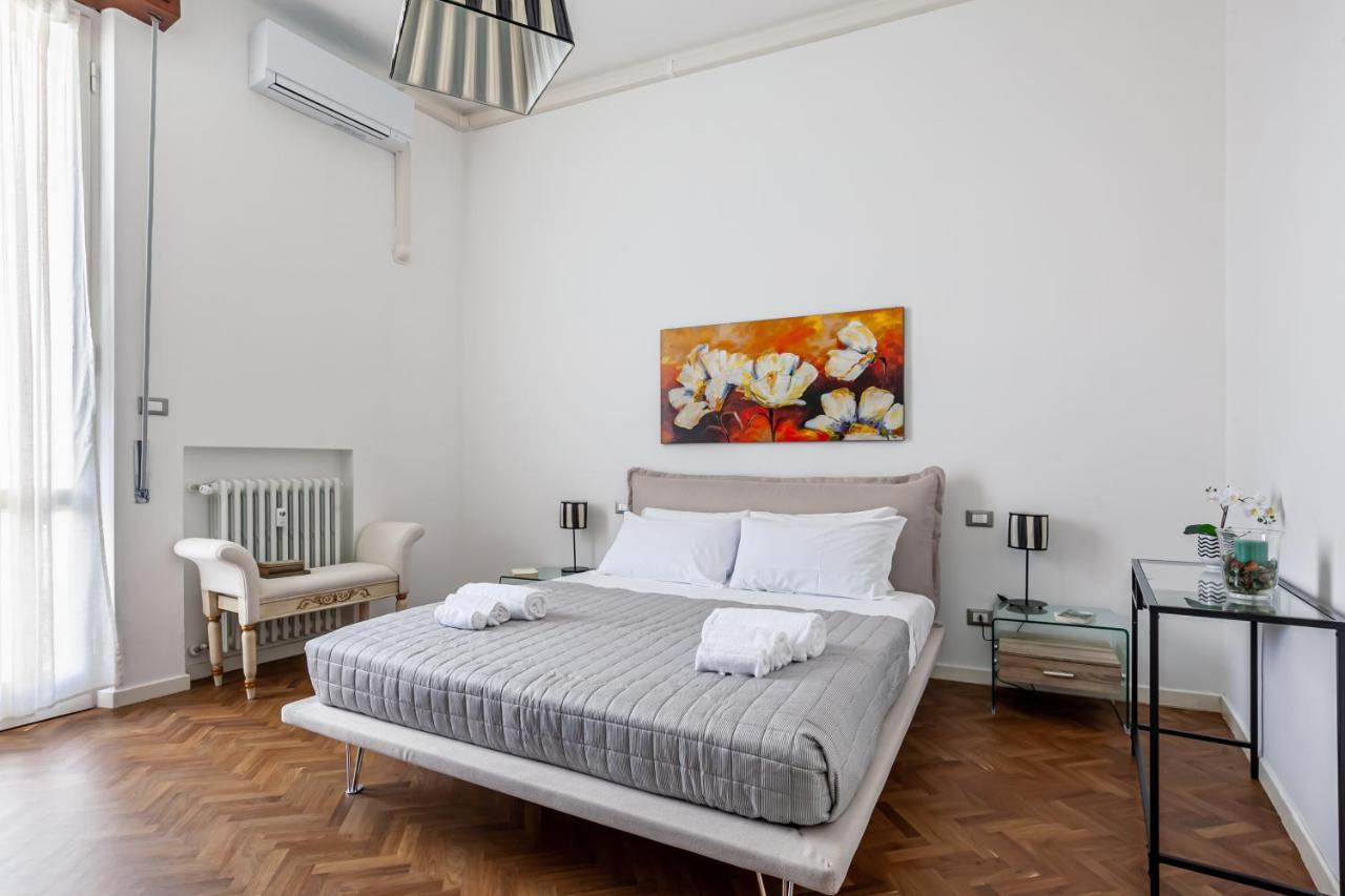 Lungarno Elegant Apartment With Panoramic Balcony ピサ エクステリア 写真